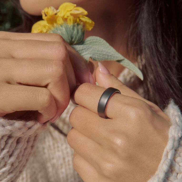 Oura Ring 5 Stealth - Size 12, , hi-res
