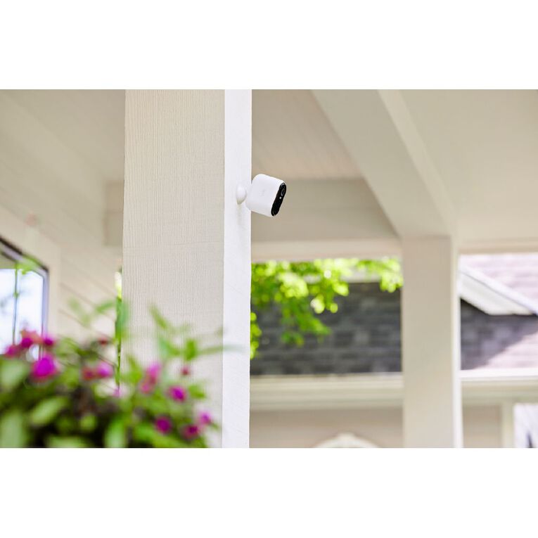 Arlo Essential XL Outdoor Camera 2K 2nd Generation - 3 Cam, , hi-res