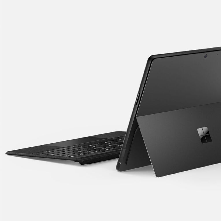 Microsoft Surface Pro 11 Flex Keyboard with Pen Storage - Black, , hi-res