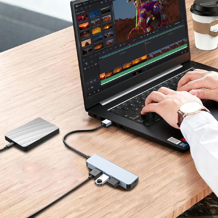 Laser USB-A to 4 Port USB-A Hub, , hi-res
