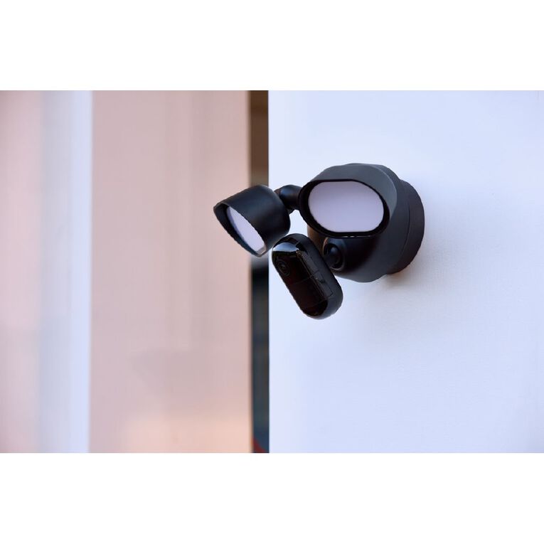 Arlo Wired Floodlight Camera - Black, , hi-res