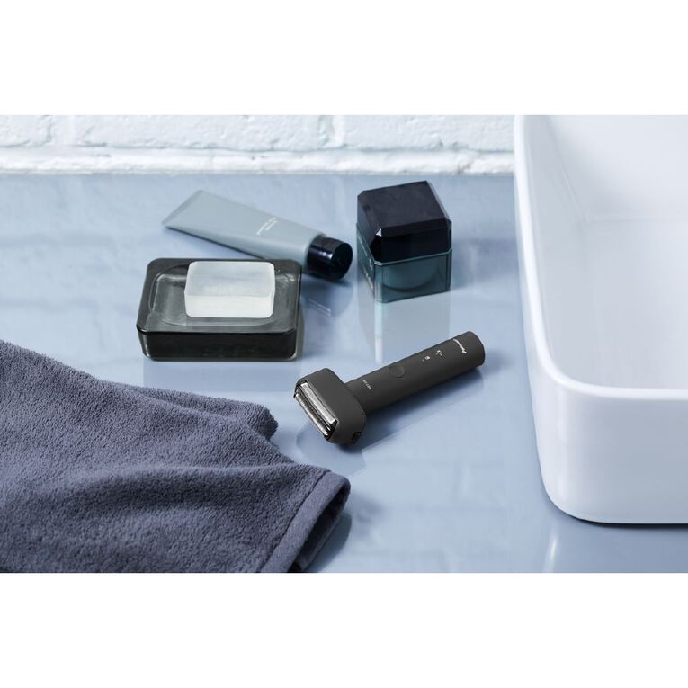 Panasonic 3-Blade Electric Shaver with USB Charging (Type-C), , hi-res