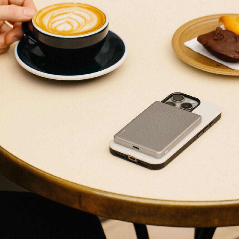 Native Union Active Magnetic Power Bank 5K - Sandstone, , hi-res