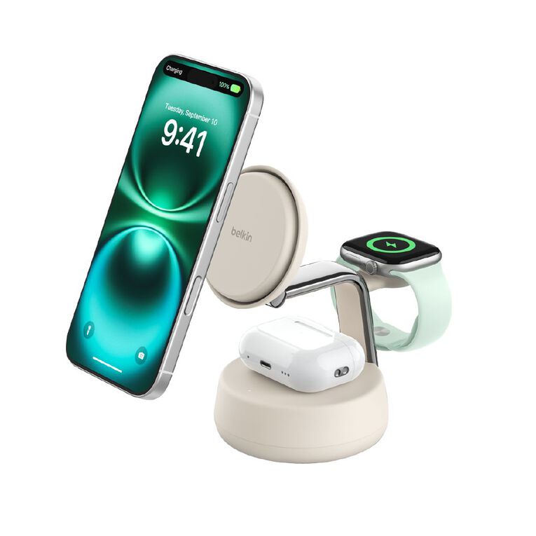Belkin UltraCharge Pro 3-in-1 Magnetic Charging Dock with Qi2 25W - Sand, , hi-res