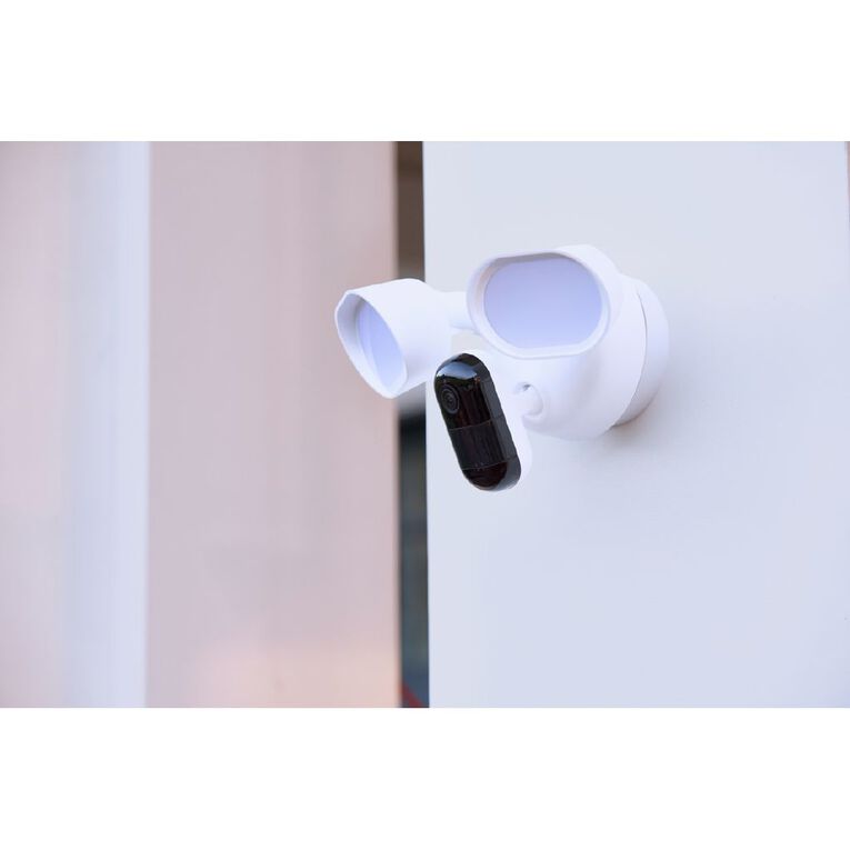 Arlo Wired Floodlight Camera - White, , hi-res