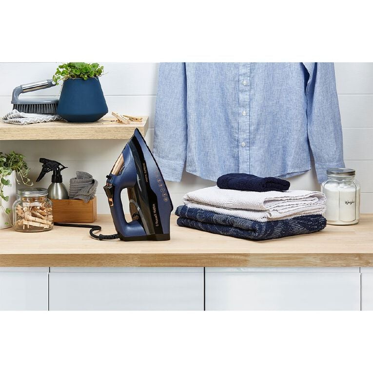 Russell Hobbs Digital Steam Iron, , hi-res