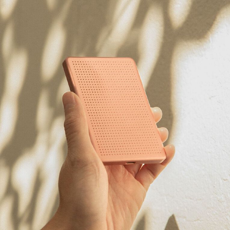 Native Union Active Magnetic Power Bank 5K - Apricot, , hi-res