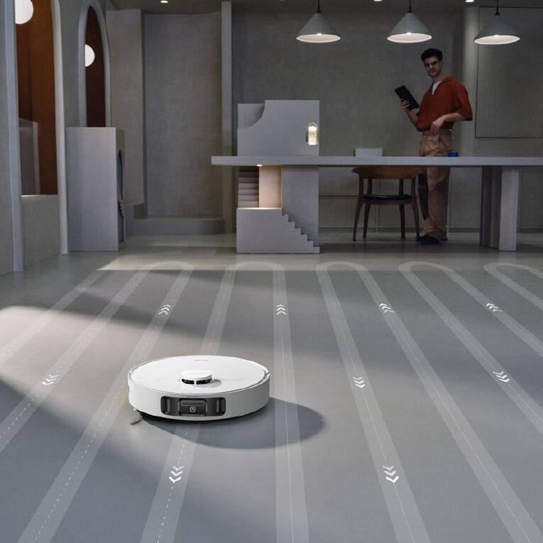 Mova E40 Ultra Robotic Vacuum & Mop, , hi-res