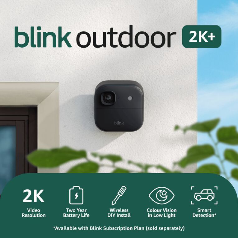 Blink Outdoor 2K+ With Sync Module Core 5 Pack Black, , hi-res