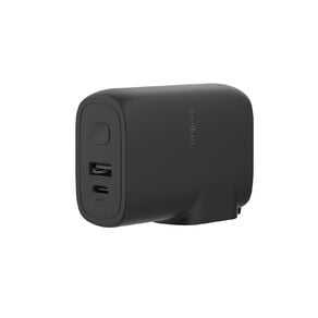Belkin BoostCharge Hybrid 25W Wall Charger + 5K Power Bank + Travel Adapter Kit