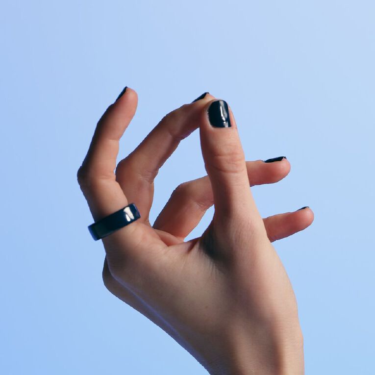 Oura Ring 4 Ceramic Midnight - Size 7, , hi-res