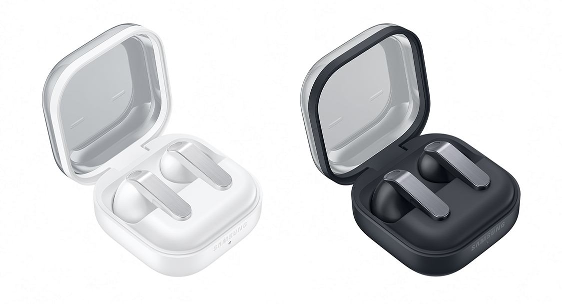 Both Galaxy Buds4 White and Black Charging Case open with earbuds placed inside.